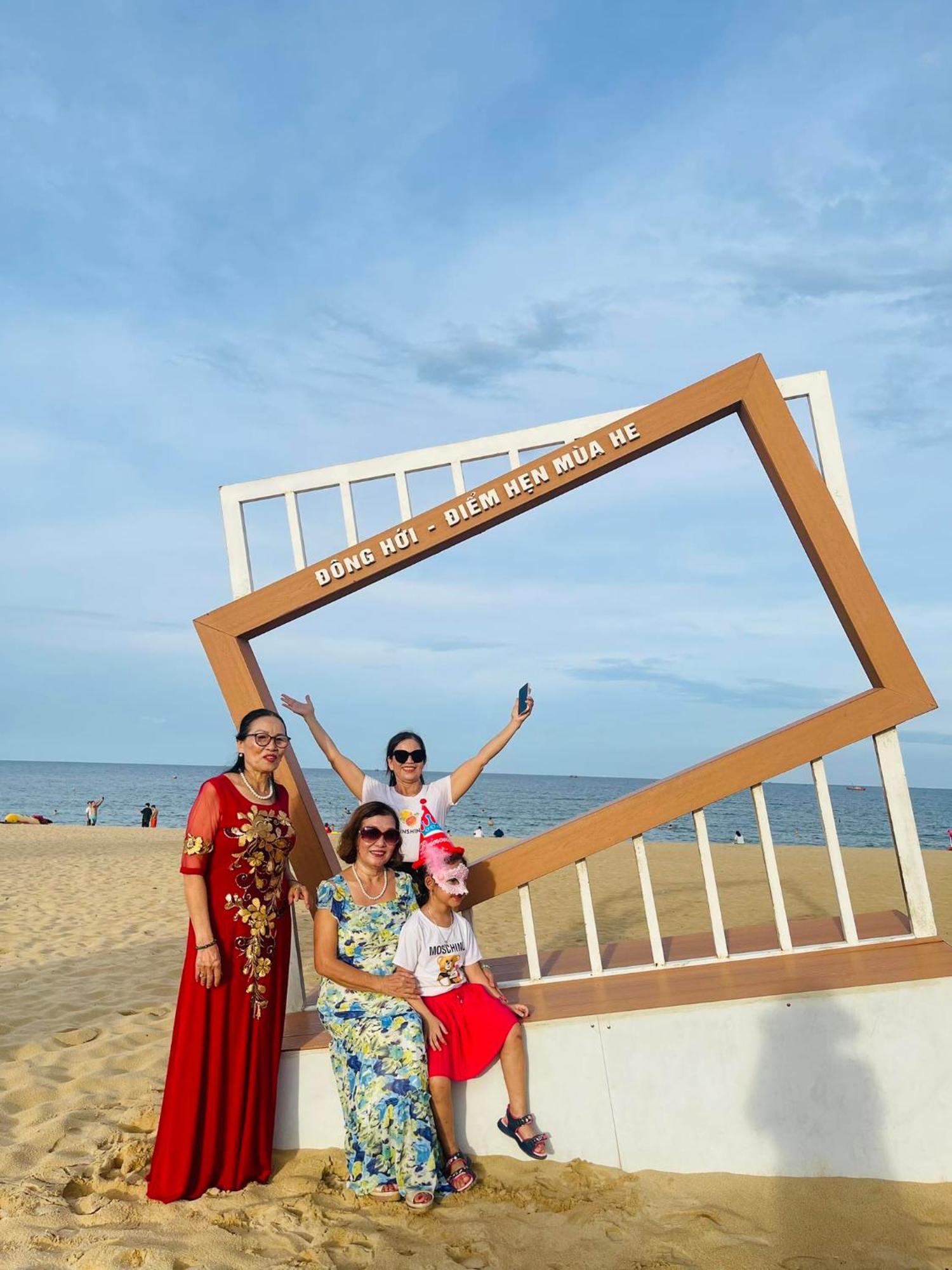 Nha Nghi Hang Nga Dong Hoi Extérieur photo